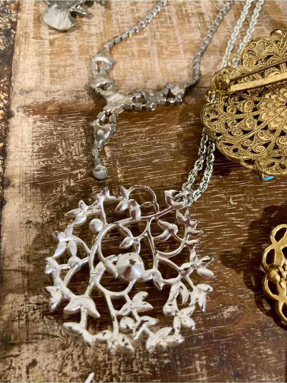 Broken Junk Jewelry Lot for Crafting - Picture 14 of 16